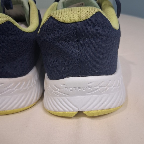 New Balance Women's DRFT Navy/Multicolor Running Shoes-Sz 8.5 Athletic Gorpcore - Picture 3 of 13